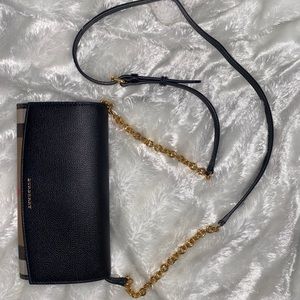 BURBERRY PURSE